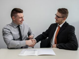 Как самостоятельно продать квартиру: пошаговая инструкция